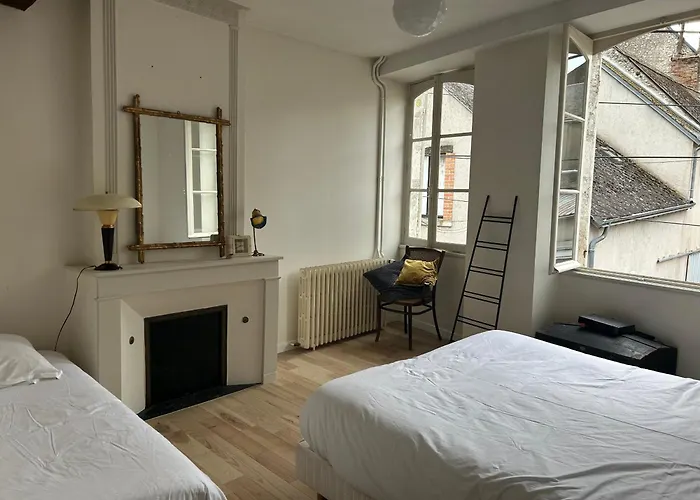 Maison De Beaugency Centre Boite A Clefs Velos Dans La Maison
