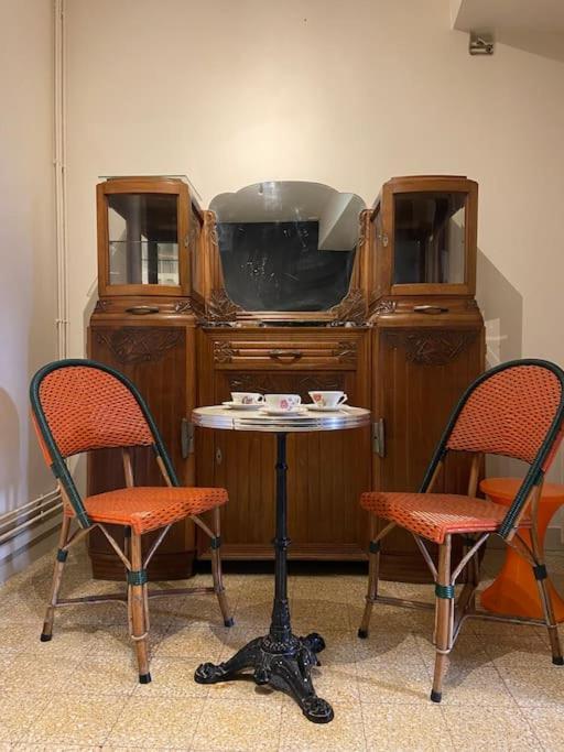 Maison De Centre Boite A Clefs Velos Dans La Maison * Beaugency