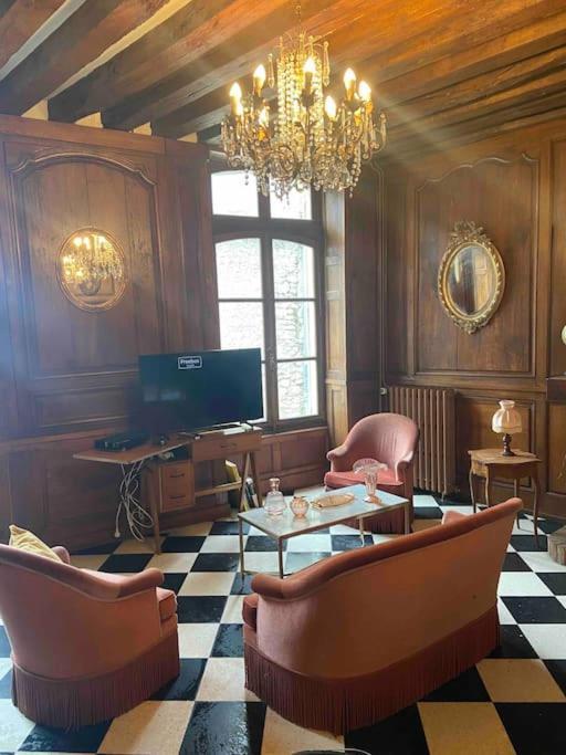 Maison De Centre Boite A Clefs Velos Dans La Maison Hébergement de vacances *