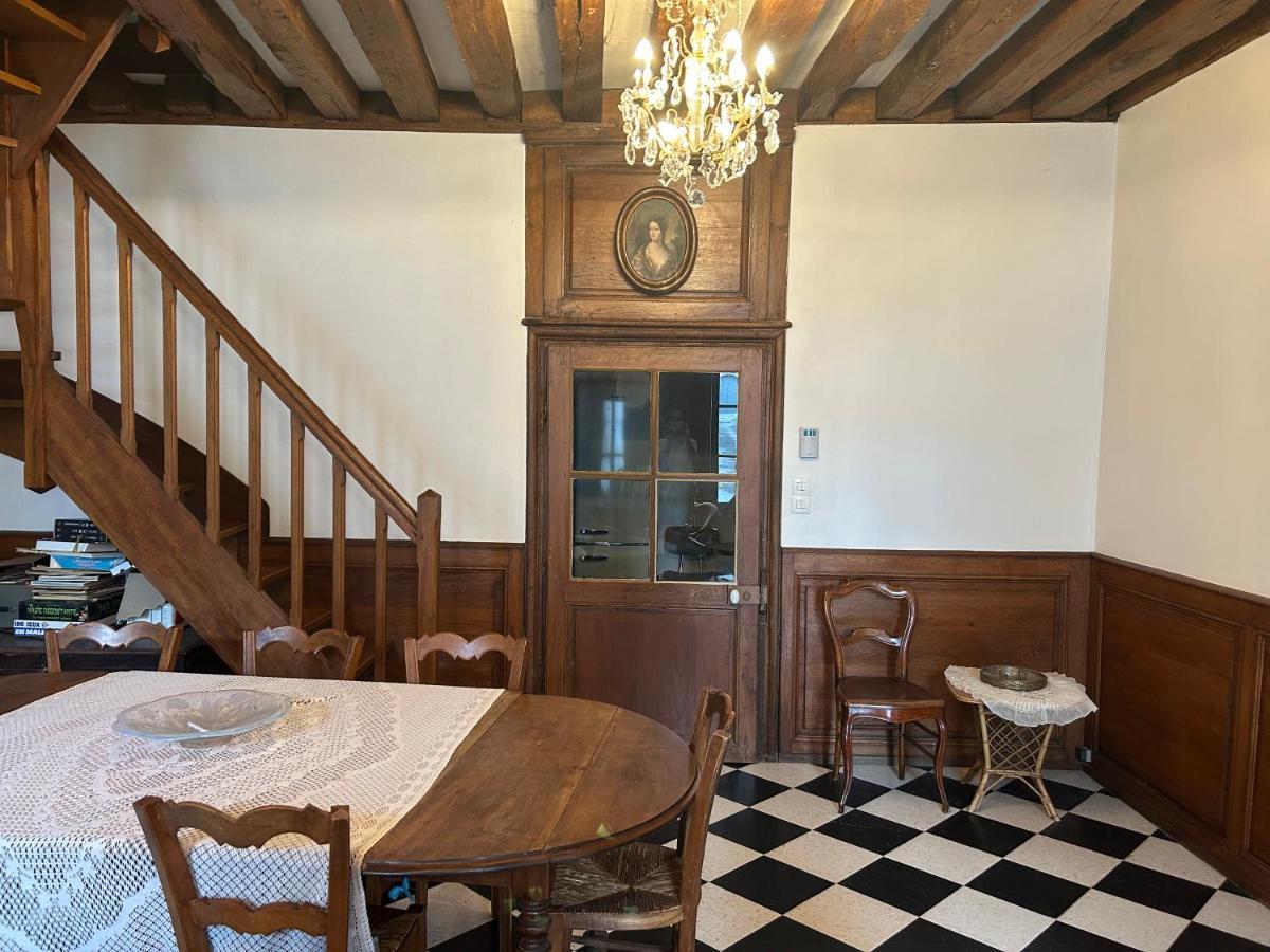 Maison De Centre Boite A Clefs Velos Dans La Maison * Beaugency